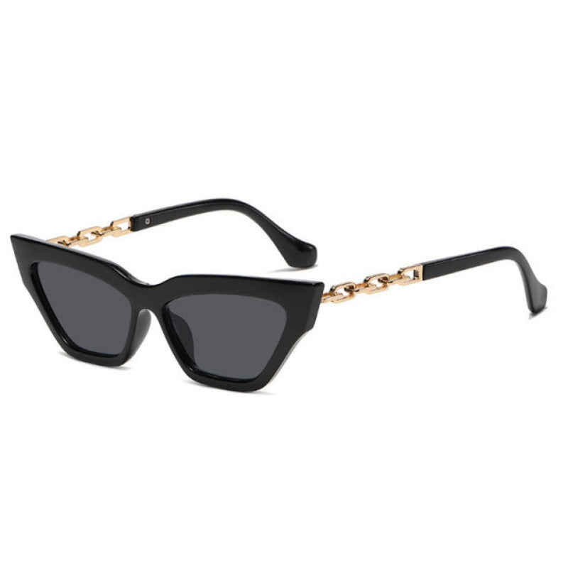 Cat Eye Wayfarer Sunglasses With Matte & Metal Details - Ghoul RIP