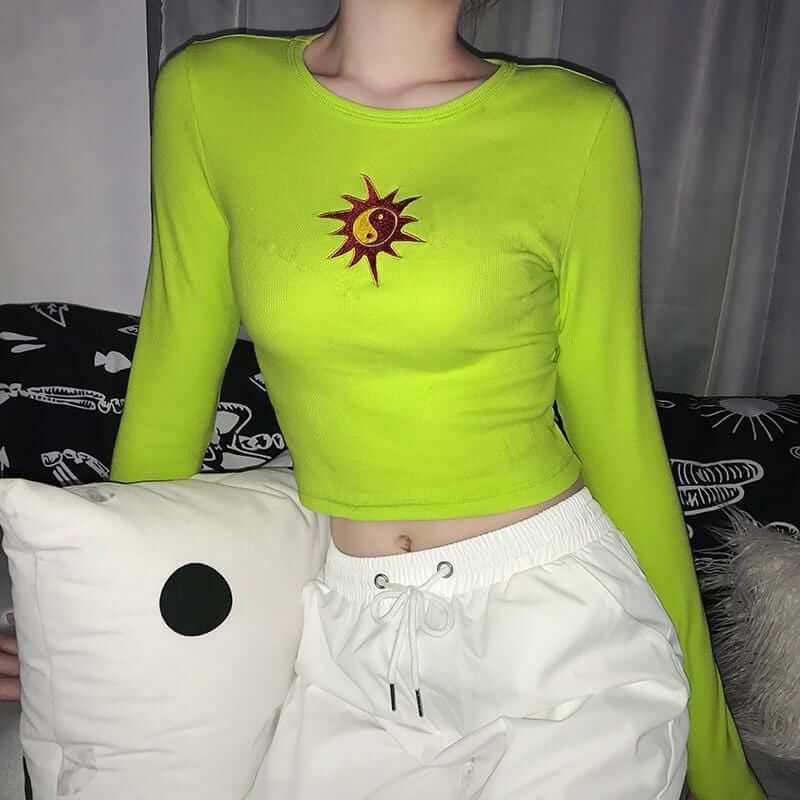 Embroided Yin Yang Y2K Cropped Long Sleeve - Ghoul RIP